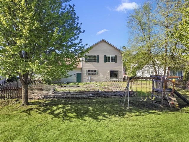 1108 E Pinecrest LANE, Elkhorn, WI 53121