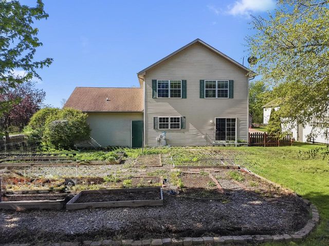 1108 E Pinecrest LANE, Elkhorn, WI 53121