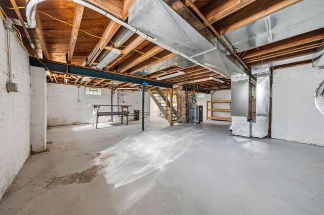1306 NICHOLSON Street, Erie, PA 16509