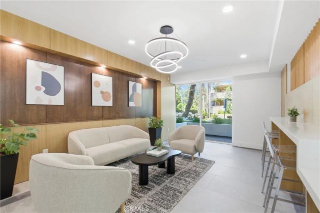 12078 Guerin Street 302, Studio City, CA 91604