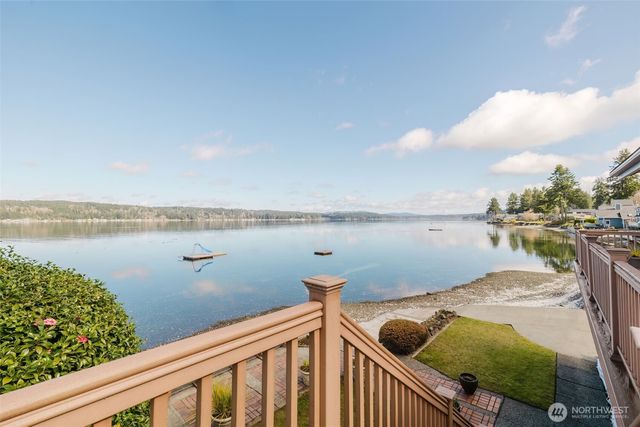 16901 E State Route 106, Belfair, WA 98528