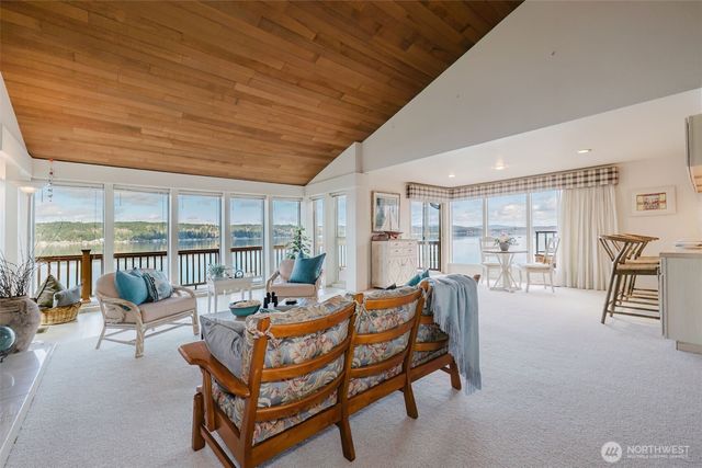 16901 E State Route 106, Belfair, WA 98528