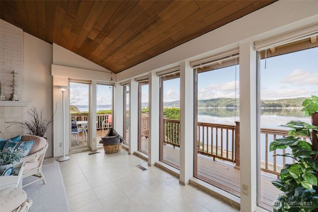 16901 E State Route 106, Belfair, WA 98528