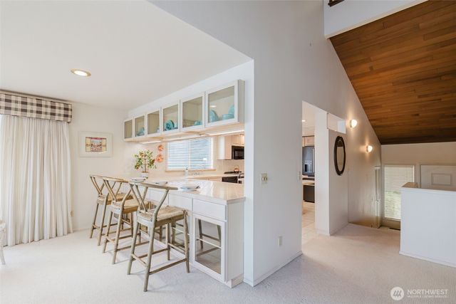 16901 E State Route 106, Belfair, WA 98528