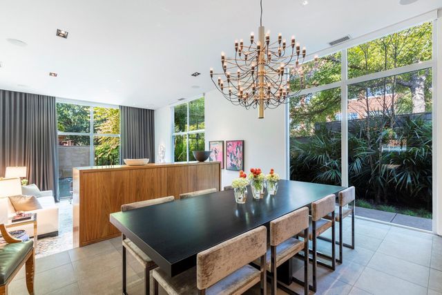 2845 Lee Street, Dallas, TX 75206