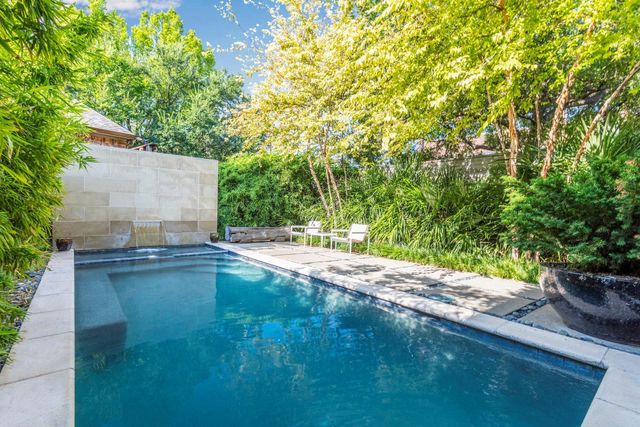 2845 Lee Street, Dallas, TX 75206