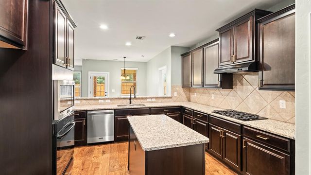 1804 Flagman Street, Yukon, OK 73099