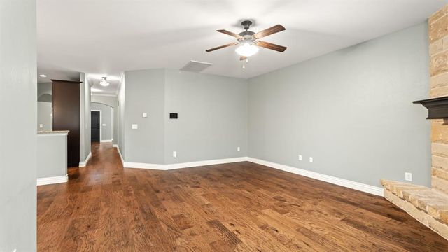 1804 Flagman Street, Yukon, OK 73099