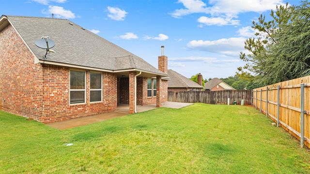 1804 Flagman Street, Yukon, OK 73099