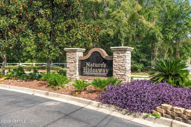 6069 MAGGIES Circle 115, Jacksonville, FL 32244