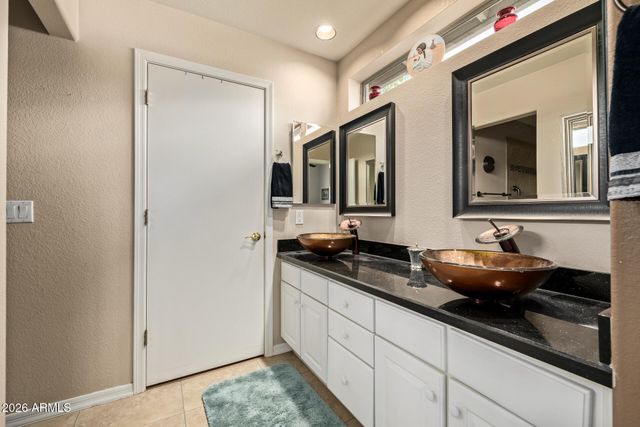 5127 S ALMOND Court, Gilbert, AZ 85298