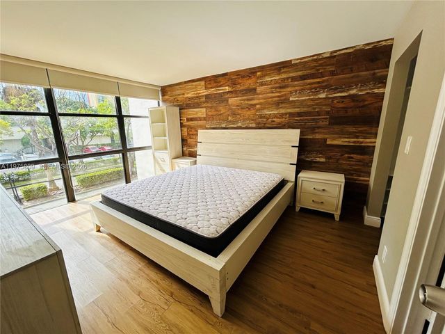 17021 N Bay Rd 219, Sunny Isles Beach, FL 33160