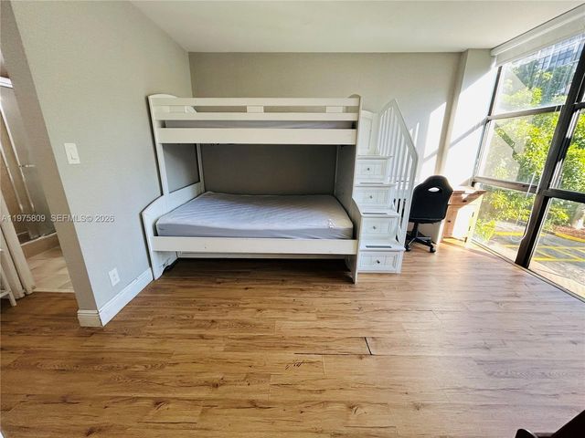 17021 N Bay Rd 219, Sunny Isles Beach, FL 33160