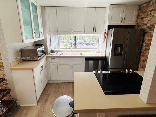 17021 N Bay Rd 219, Sunny Isles Beach, FL 33160