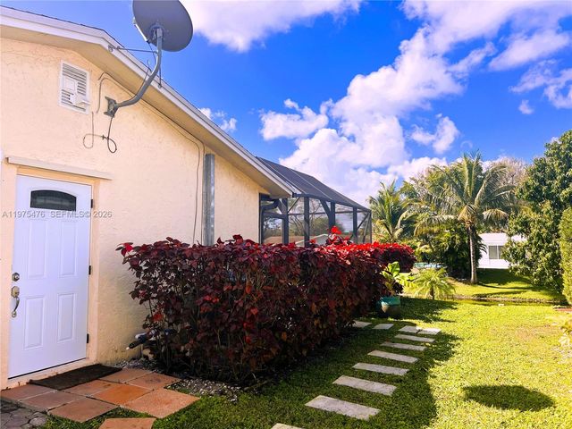451 NW 42nd Ave 0, Coconut Creek, FL 33066