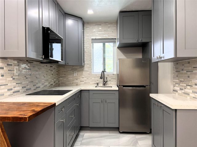 451 NW 42nd Ave 0, Coconut Creek, FL 33066