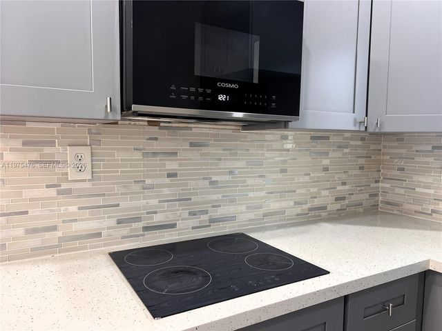 451 NW 42nd Ave 0, Coconut Creek, FL 33066