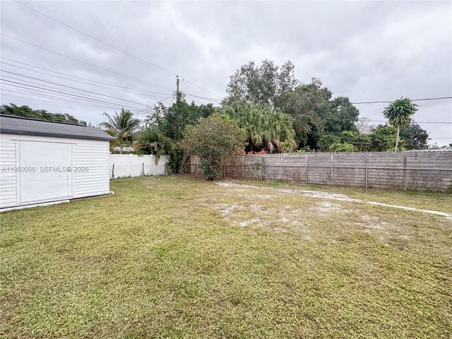 1336 NW 6th Ave, Fort Lauderdale, FL 33311