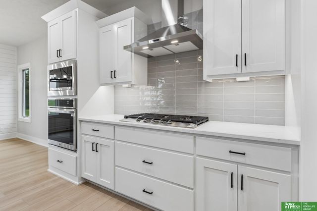 12383 Windsor Drive, Papillion, NE 68046