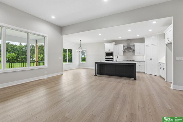 12383 Windsor Drive, Papillion, NE 68046