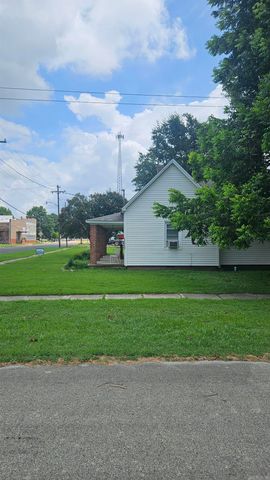 121 W 5th Street, Rector, AR 72461