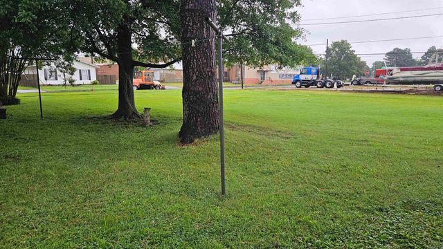 121 W 5th Street, Rector, AR 72461