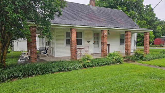 121 W 5th Street, Rector, AR 72461