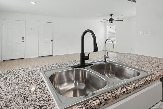 7258 Plow Run, San Antonio, TX 78252