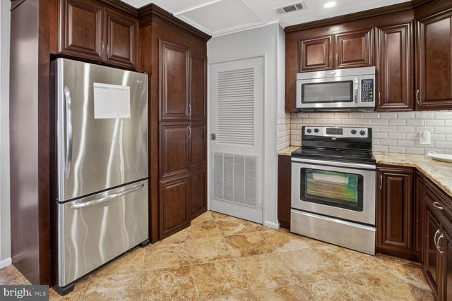 613 CHARLES ST, Frederick, MD 21701