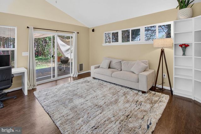 613 CHARLES ST, Frederick, MD 21701