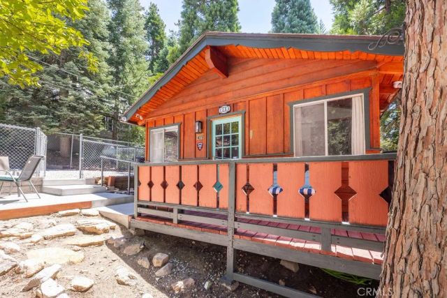 2383 Secret, Running Springs, CA 92382