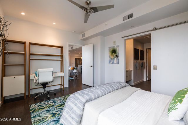 200 W PORTLAND Street 827, Phoenix, AZ 85003