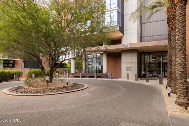 200 W PORTLAND Street 827, Phoenix, AZ 85003