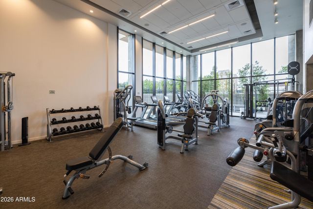 200 W PORTLAND Street 827, Phoenix, AZ 85003
