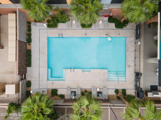 200 W PORTLAND Street 827, Phoenix, AZ 85003