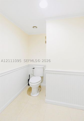 120 SW 96th Ter 104, Plantation, FL 33324