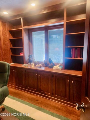 4541 Farmington Road, Toledo, OH 43623