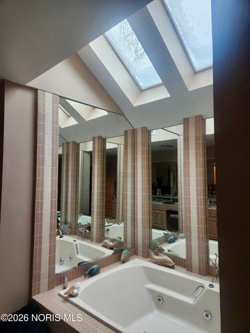 4541 Farmington Road, Toledo, OH 43623