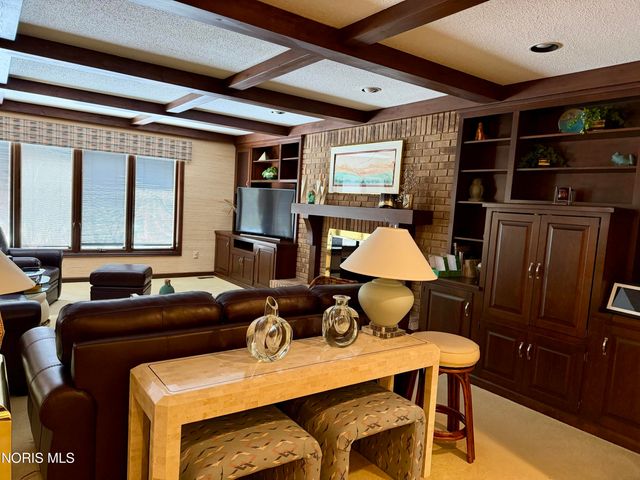 4541 Farmington Road, Toledo, OH 43623