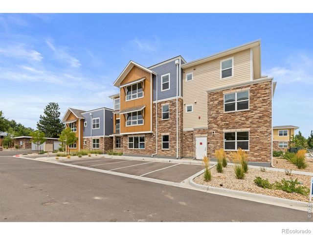 270 S Cherrywood Drive 202, Lafayette, CO 80026