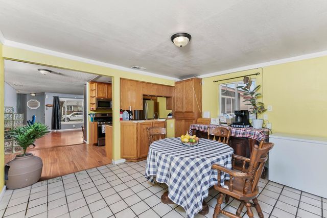 4061 Cornelia Way, North Highlands, CA 95660