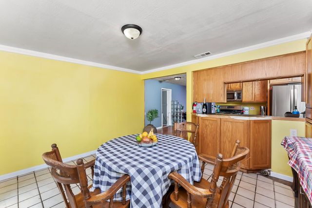 4061 Cornelia Way, North Highlands, CA 95660