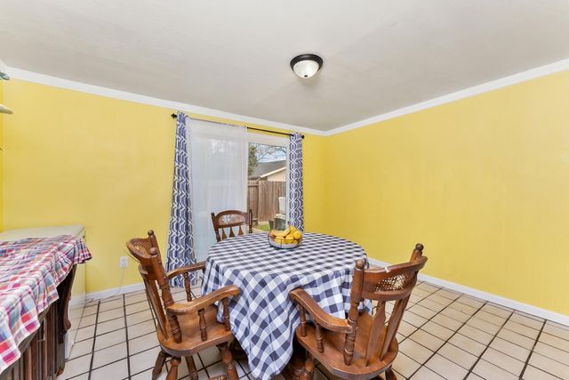 4061 Cornelia Way, North Highlands, CA 95660