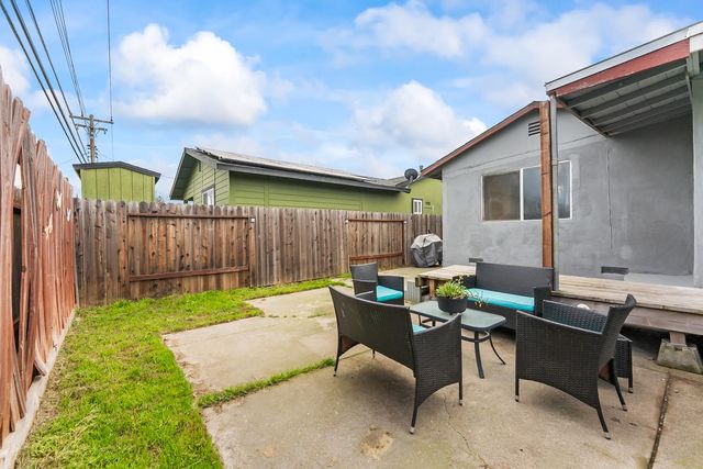 4061 Cornelia Way, North Highlands, CA 95660