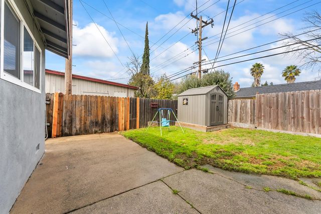 4061 Cornelia Way, North Highlands, CA 95660