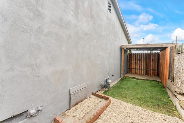 4061 Cornelia Way, North Highlands, CA 95660