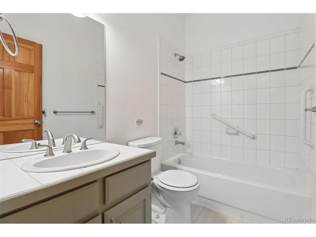 130 Jackpine Ln, Evergreen, CO 80439