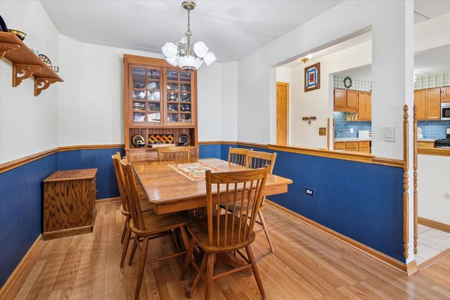 5340 N Lowell Avenue 301, Chicago, IL 60630