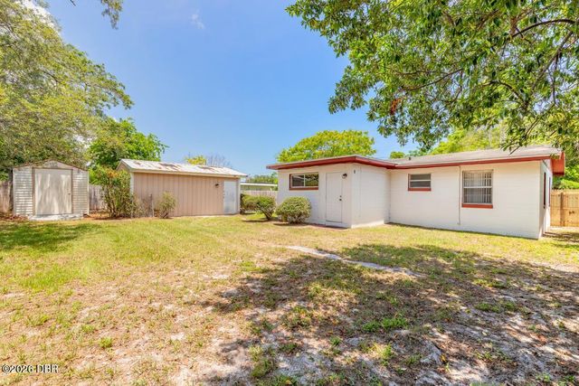 1584 Valencia Avenue, Daytona Beach, FL 32117