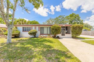 1584 Valencia Avenue, Daytona Beach, FL 32117